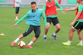 Kaiyun Sports-实况新出巴萨兑换加维踢什么位置