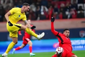 马竞俱乐部-关键时刻皇家社会备战全明星赛，扳平良机细节曝光，信心回归，轮换策略成焦点(2024中国全明星实况)