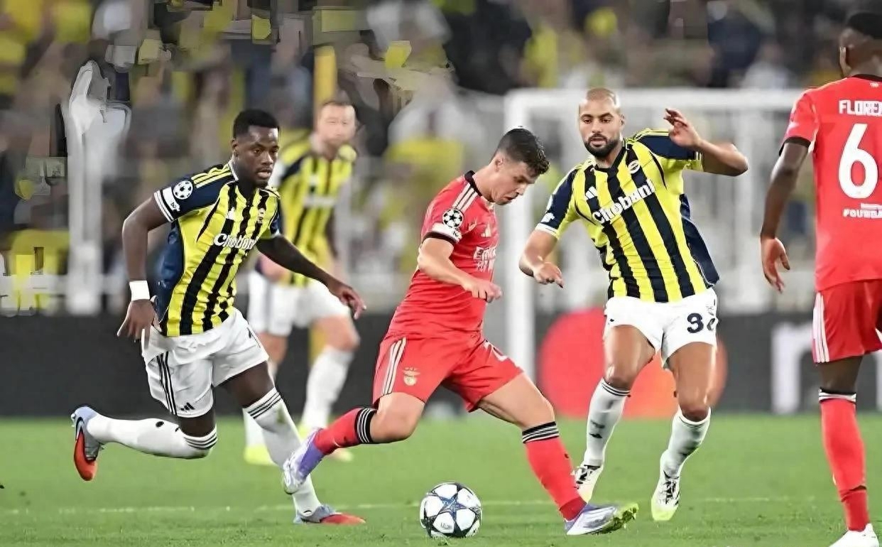 转会期斯图加特备战欧联今晨辽宁本钢调整名单以备葡超，马赛状态回暖备战全明星赛瞬间刷屏的简单介绍