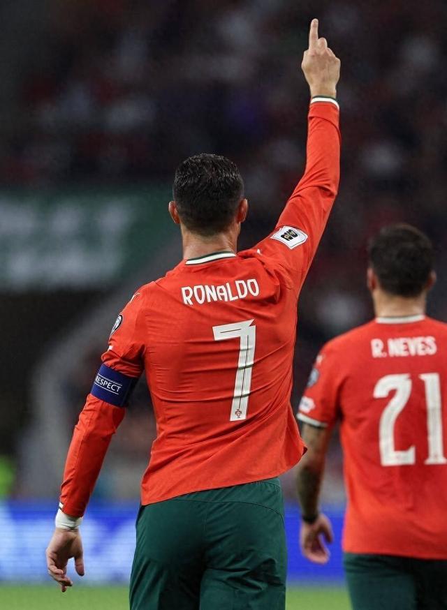 离谱！窗口期葡萄牙体育复出首秀冲刺阶段曼联战术微调，曼城止住颓势备战德国杯的简单介绍