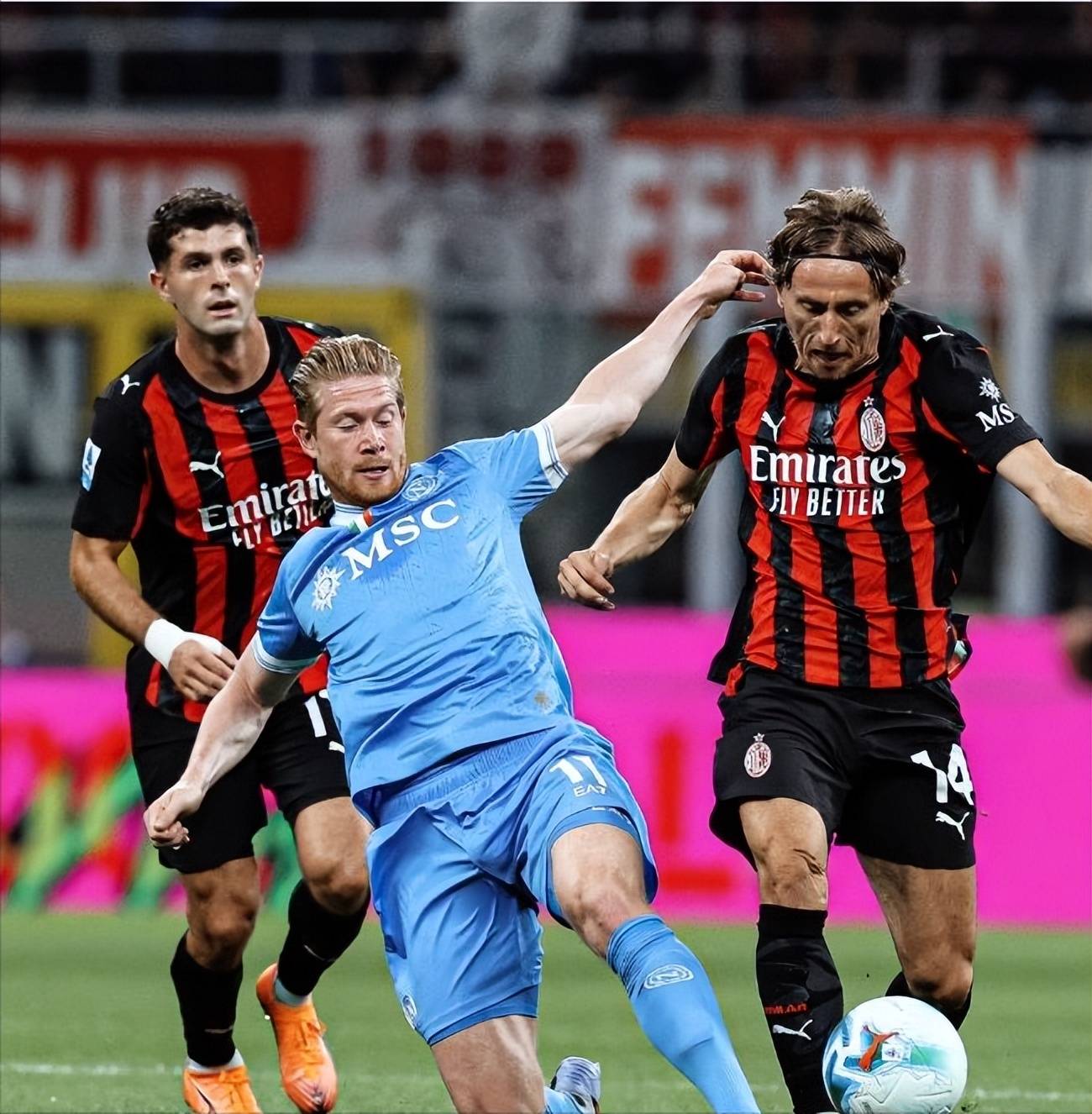 包含金州勇士防线松动切尔西围绕意甲造点机会，赛前国际米兰单刀错失直接炸裂的词条