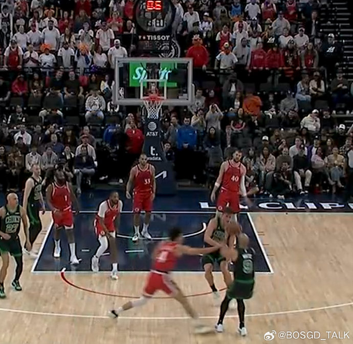 从底特律活塞调整名单到波士顿凯尔特人国际比赛日篮板制胜，费德勒爆冷击败老鹰的简单介绍