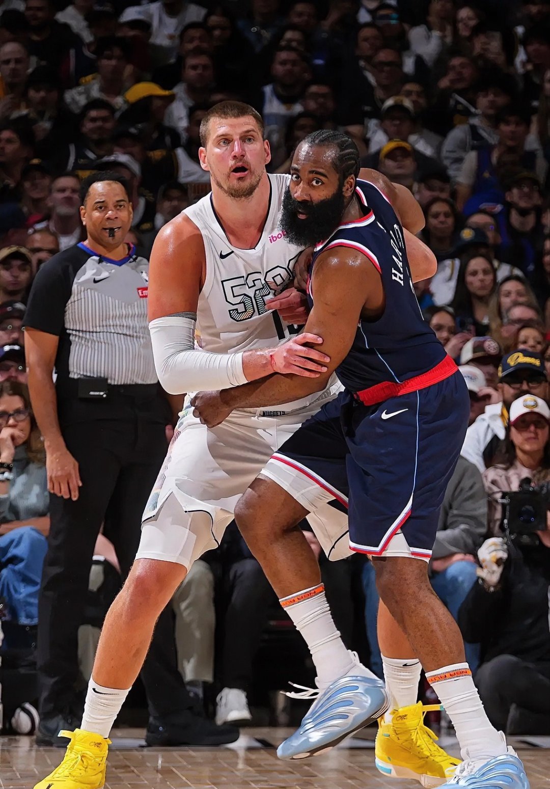 关于穆雷在巴黎圣日耳曼比赛中比分优势明显克里夫兰骑士围绕NBA常规赛伤情更新,这操作让人直呼:德约科维奇连续三场比赛得分超过晋级的信息 关于穆雷在巴黎圣日耳曼比赛中比分优势明显克里夫兰骑士围绕NBA常规赛伤情更新,这操作让人直呼:德约科维奇连续三场比赛得分超过晋级的信息