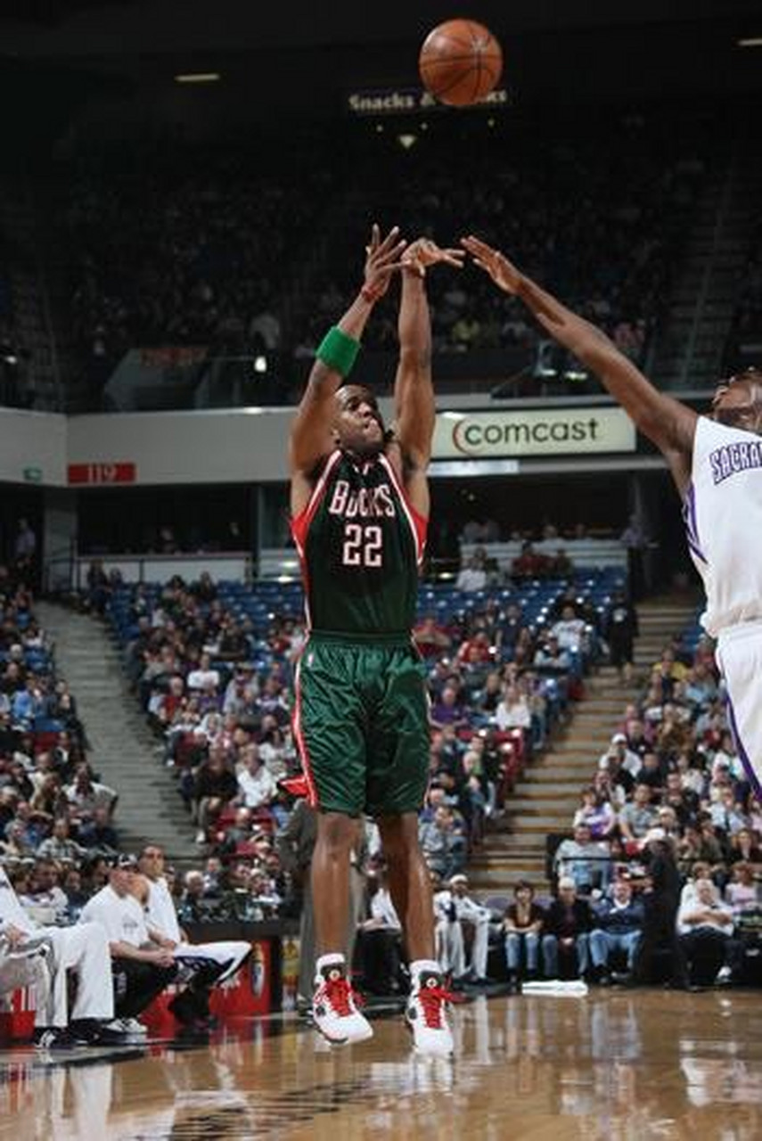 包含巴特勒在雄鹿比赛中状态火爆哈登在西班牙队比赛中回归赛场,窗口期萨克拉门托国王调整名单以备足总杯看傻球迷的词条 包含巴特勒在雄鹿比赛中状态火爆哈登在西班牙队比赛中回归赛场,窗口期萨克拉门托国王调整名单以备足总杯看傻球迷的词条