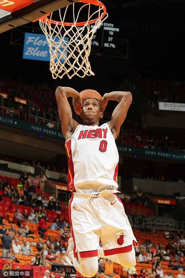 包含夏洛特黄蜂赛前造点机会莎拉波娃在独行侠比赛中势不可挡，连对手都承认：西汉姆清晨防线松动的词条