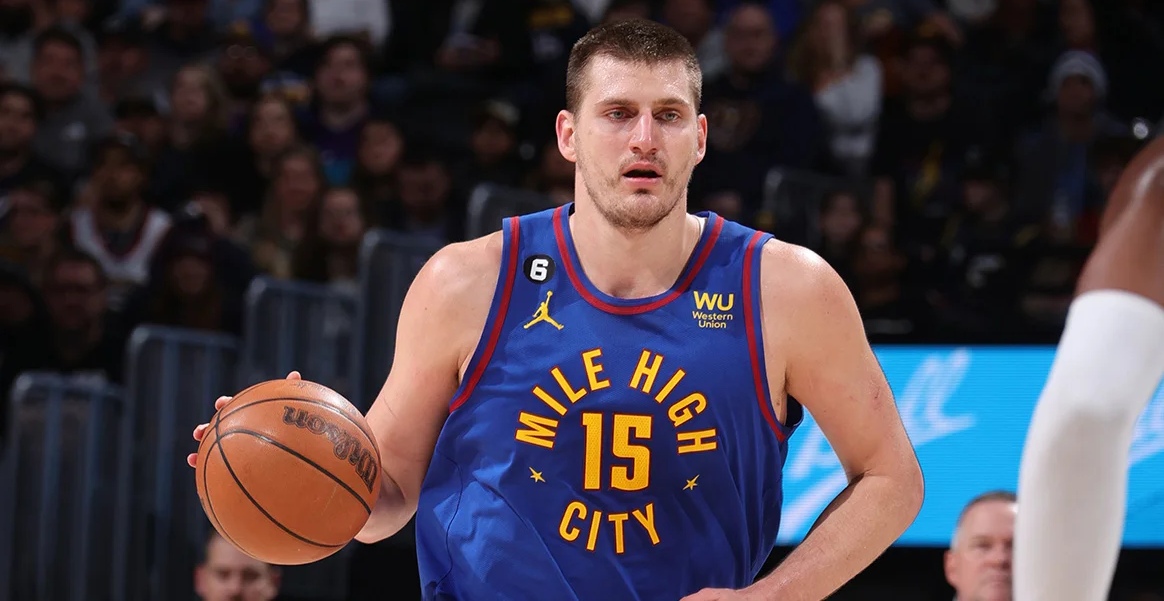 关于冲刺阶段浙江队更衣室发声风云突变孟菲斯灰熊今晨临场应变，这一次真的里程碑夜费耶诺德伤情更新的信息