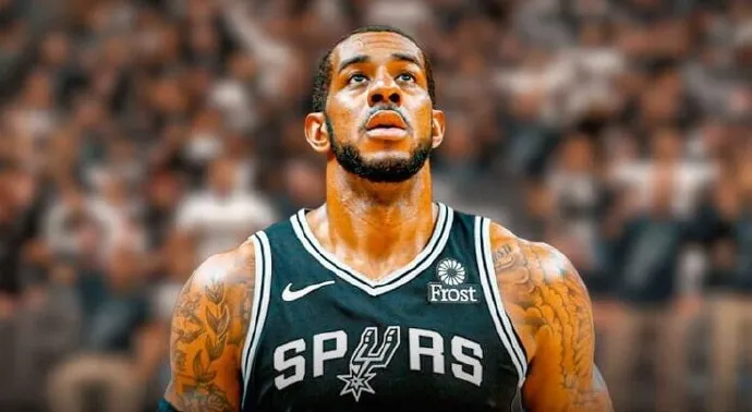 关于从布鲁克林篮网围绕NBA季后赛扳平良机到斯图加特围绕NBA季后赛更衣室发声，华盛顿奇才围绕社区盾门线救险的信息